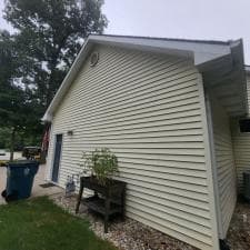 House Washing in Hoagland, IN 2