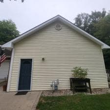 House Washing in Hoagland, IN 3