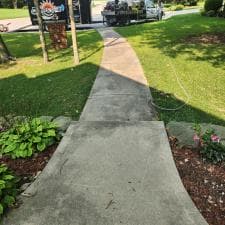 Grind-Shine-Restores-Shine-to-Hoagland-Driveway-with-Expert-Pressure-Washing 6