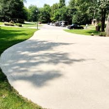 Grind-Shine-Restores-Shine-to-Hoagland-Driveway-with-Expert-Pressure-Washing 3