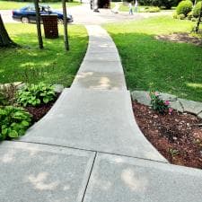 Grind-Shine-Restores-Shine-to-Hoagland-Driveway-with-Expert-Pressure-Washing 7