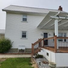 House-and-Deck-Washing-in-Monroeville-IN 16