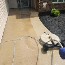 House-Washing-and-Driveway-Cleaning-in-Hoagland-Indiana 1