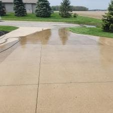 House-Washing-and-Driveway-Cleaning-in-Hoagland-Indiana 0