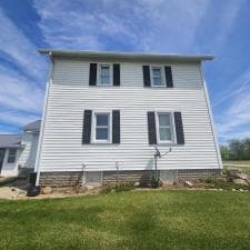 House-Washing-and-Gutter-Brightening-in-Decatur-IN 14