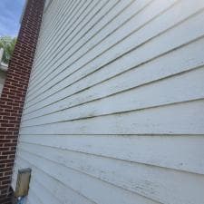 House-Washing-and-Gutter-Brightening-in-Decatur-IN 15