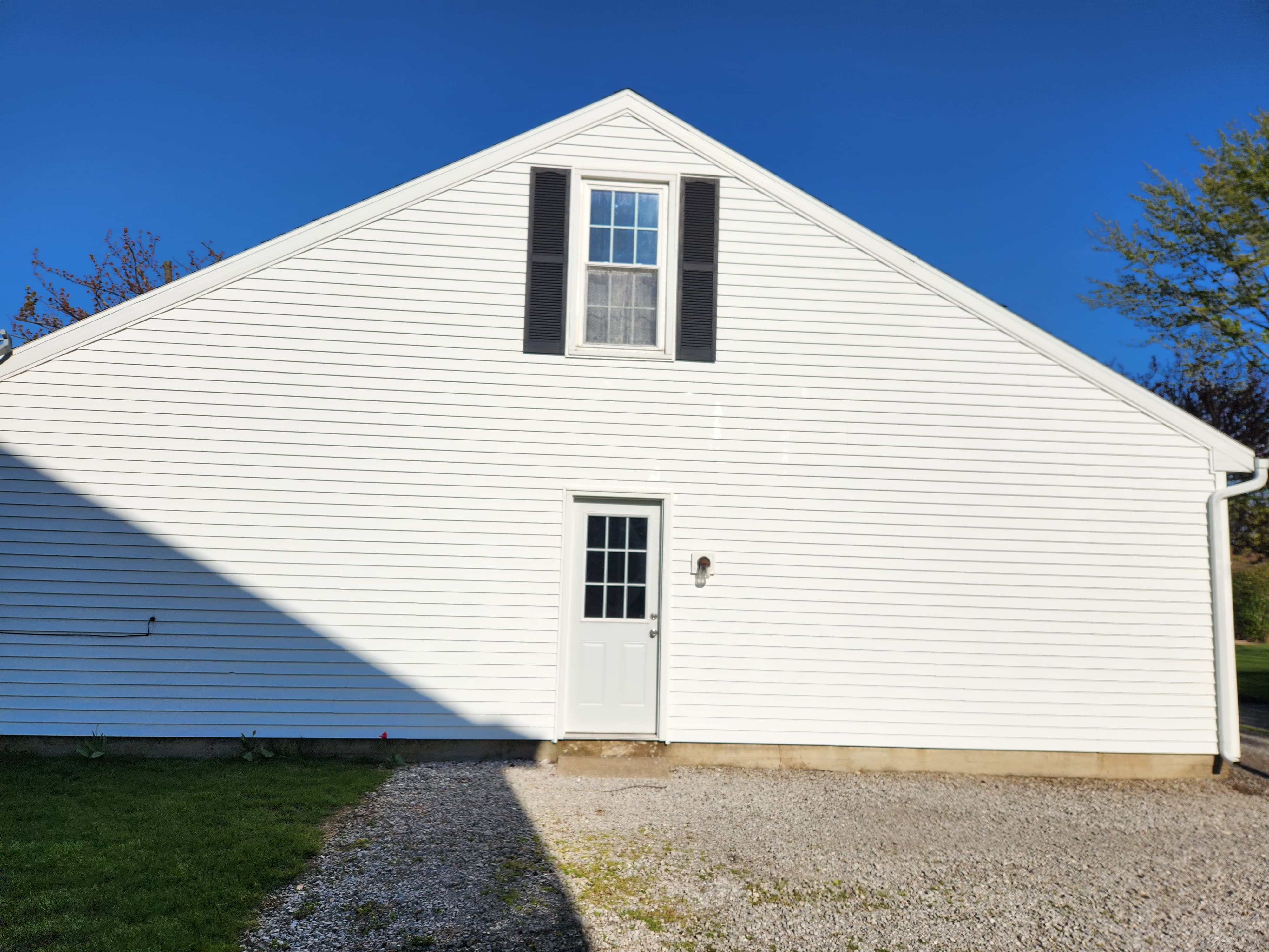 House Washing and Gutter Brightening in Monroeville, IN