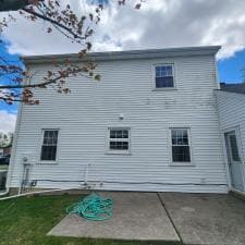 House-Washing-and-Gutter-Brightening-in-Monroeville-IN 1