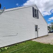 House-Washing-and-Gutter-Brightening-in-Monroeville-IN 15