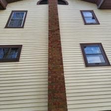 House-Washing-and-Roof-Cleaning-in-Fort-Wayne-IN 10